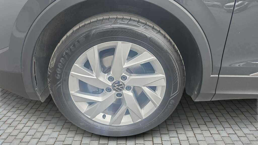 Volkswagen Tiguan 1.5 Tsi 150 Life Dsg 2021 YA21ZXM Grey #6