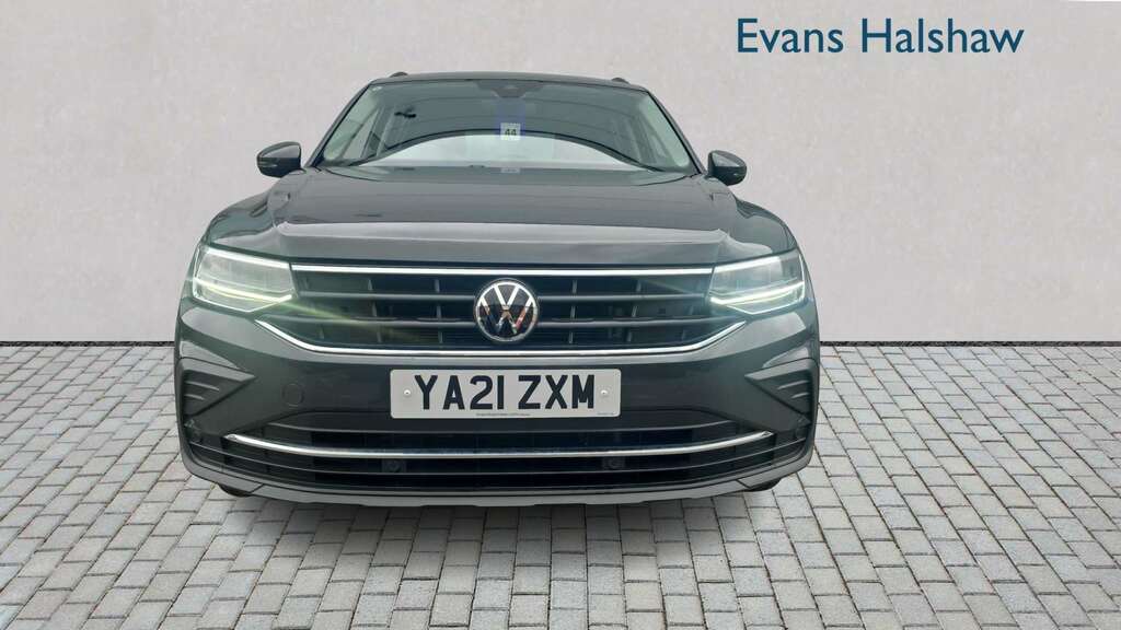 Volkswagen Tiguan 1.5 Tsi 150 Life Dsg 2021 YA21ZXM Grey #4