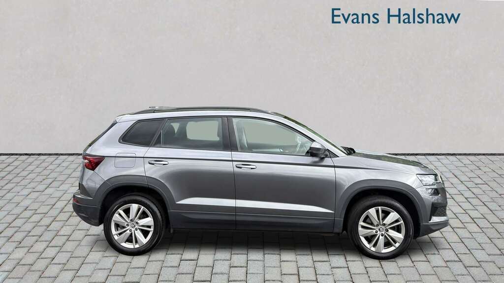 Skoda Karoq 1.5 Tsi Se Drive Dsg 2024 PJ24JZW Grey #3