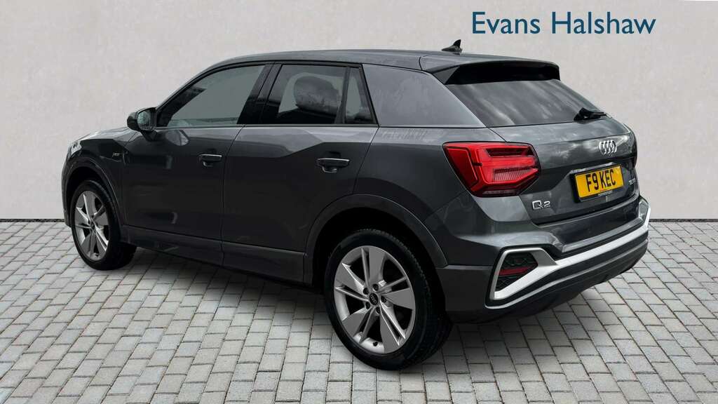 Audi Q2 35 Tfsi S Line 2024 HD73NKM Grey #4