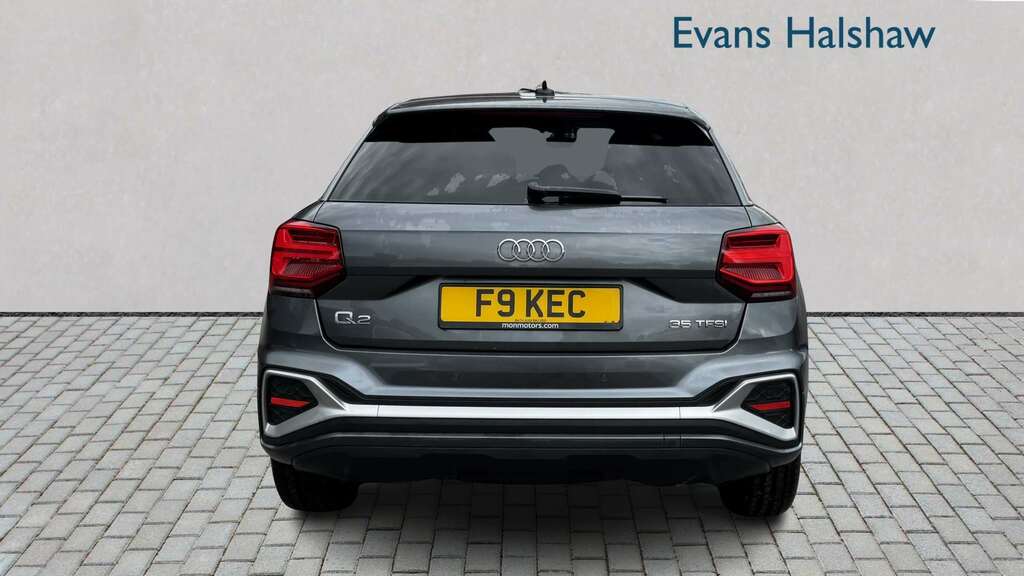 Audi Q2 35 Tfsi S Line 2024 HD73NKM Grey #5