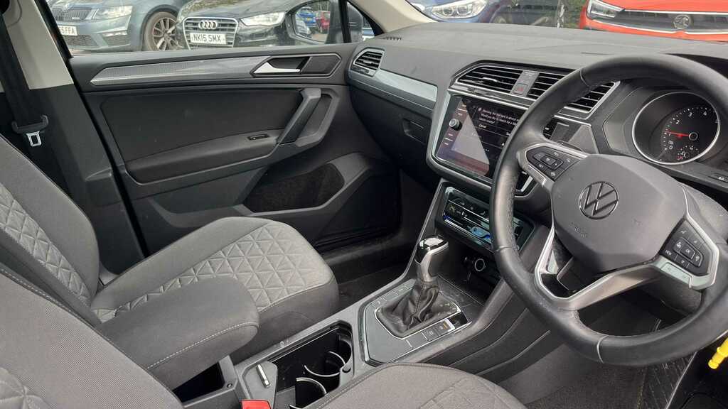 Volkswagen Tiguan 1.5 Tsi 150 Life Dsg 2023 Grey #6