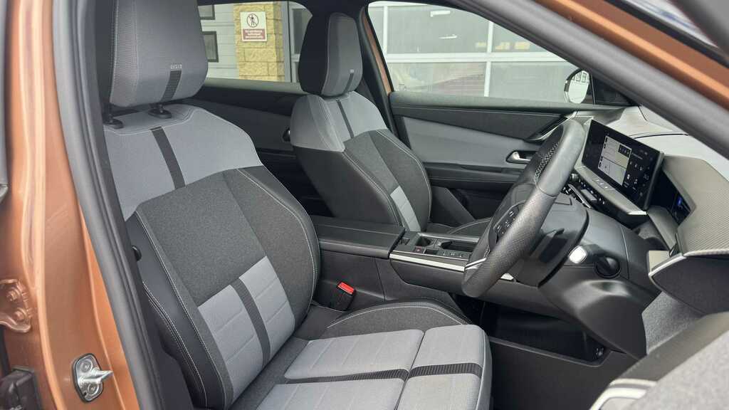 Vauxhall Grandland 157Kw Gs 73Kwh 2024 YE74VMH Brown #6