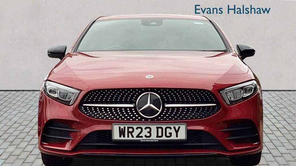 Mercedes-Benz A Class A200 Amg Line Premium 2023 WR23DGY Red #4