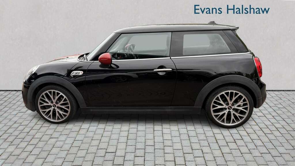 Mini Hatch 2.0 Cooper S D 2017 BV67GVY Black #2