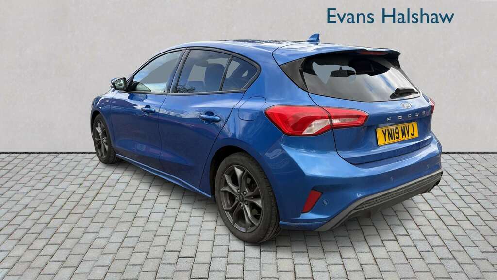 Ford Focus 1.0 Ecoboost 125 St-line 2019 YN19MVJ Blue #2