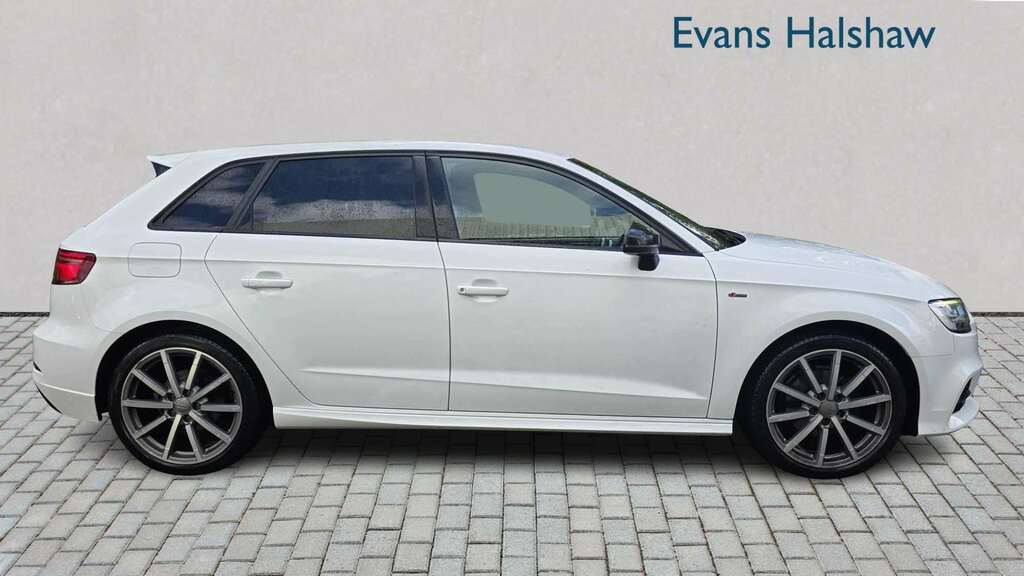 Audi A3 30 Tfsi 116 Black Edition 2020 KS20JCO White #4