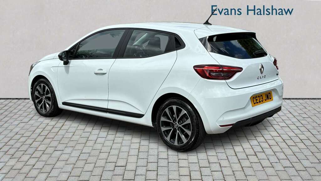 Renault Clio 1.6 E-tech Full Hybrid 145 Evolution 2023 CE23JWD White #3