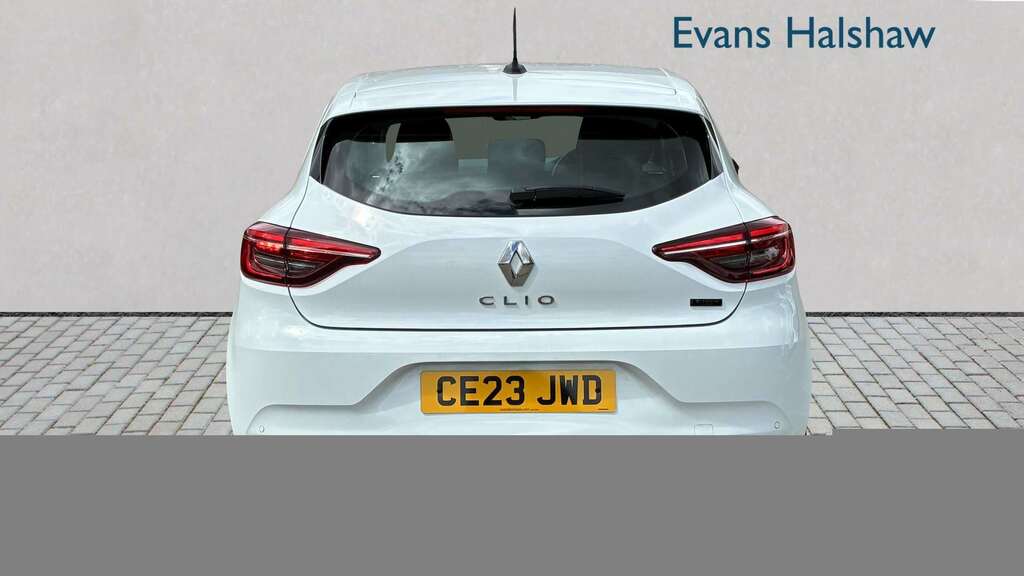 Renault Clio 1.6 E-tech Full Hybrid 145 Evolution 2023 CE23JWD White #4