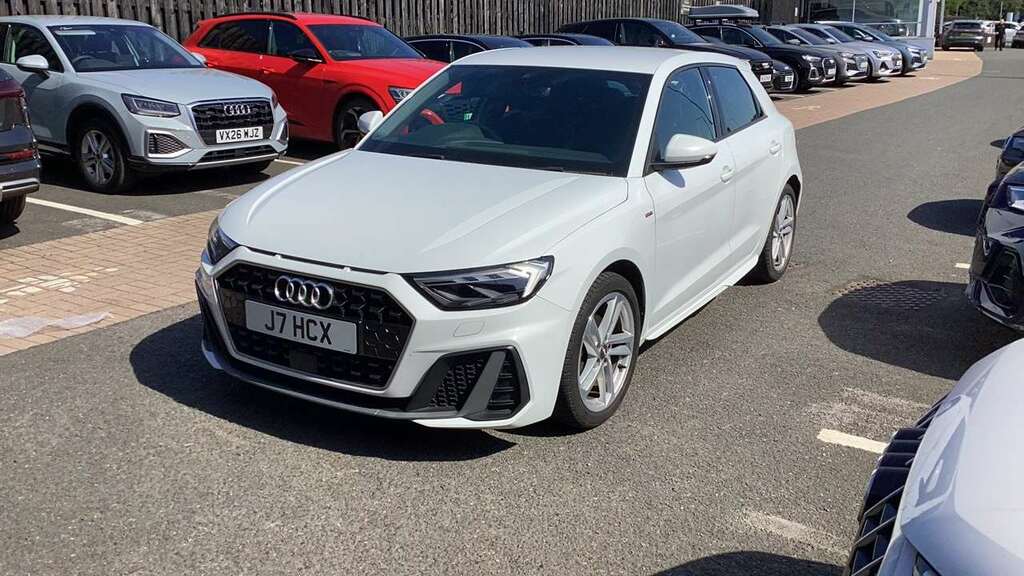 Audi A1 35 Tfsi S Line S Tronic 2019 KR19NFP White #3