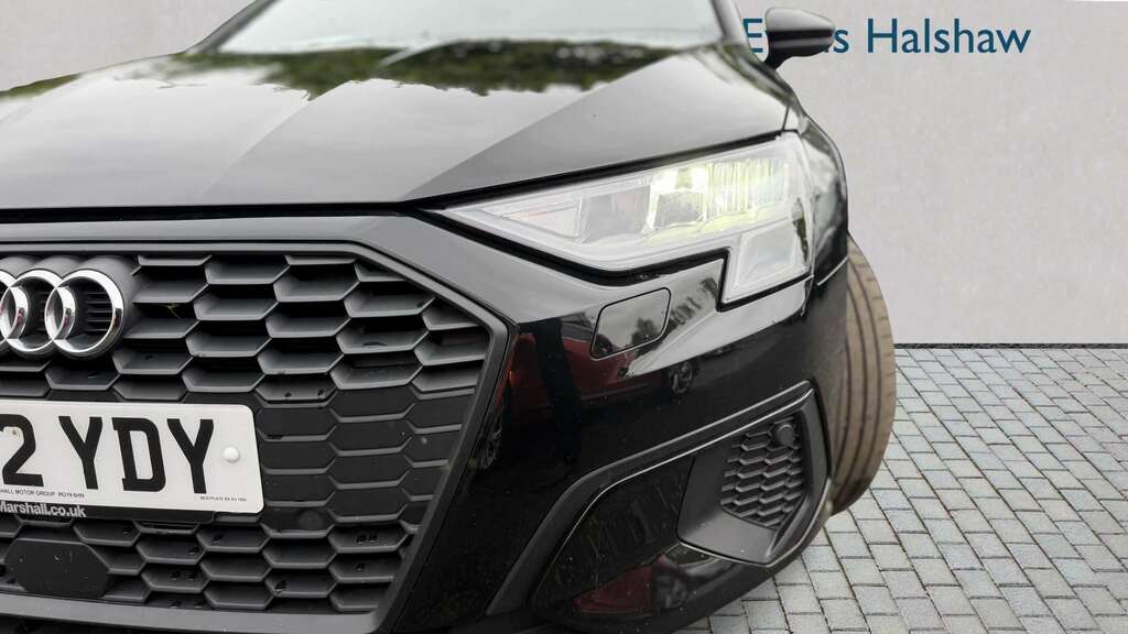 Audi A3 30 Tfsi Technik 2022 RJ72YDY Black #5