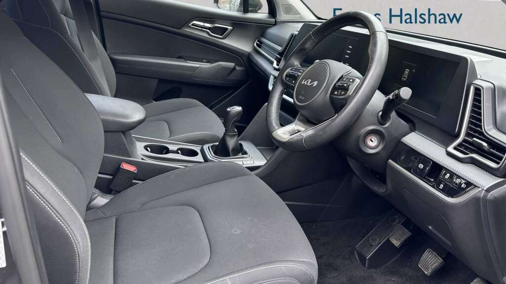 Kia Sportage 1.6T Gdi Isg 2 2023 AX72KMZ Black #3