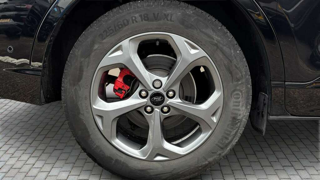 Ford Kuga 2.5 Fhev St-line Cvt 2024 AY74HPJ Black #5