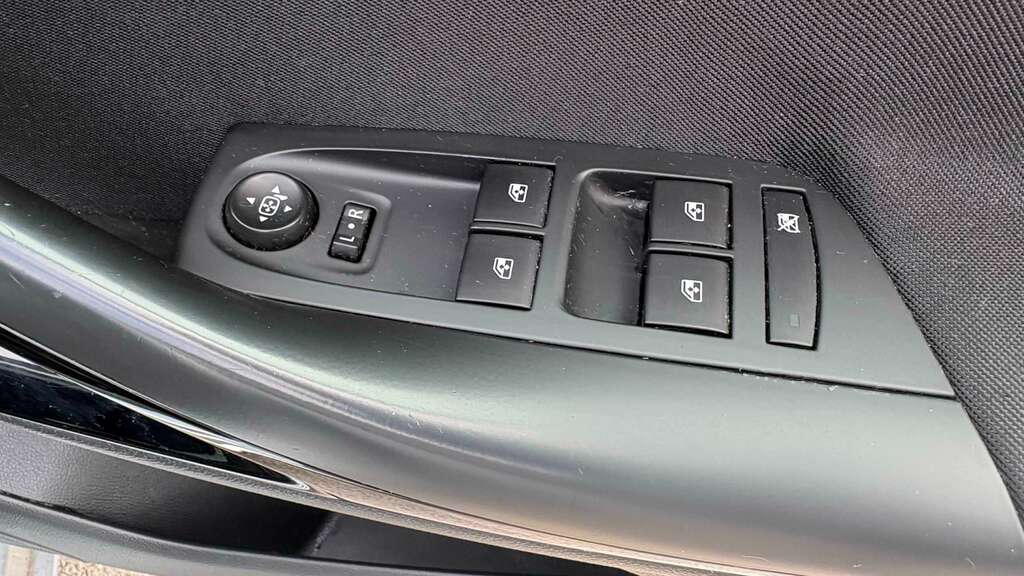 Vauxhall Astra 1.4T 16V 150 Sri Nav 2016 DU66EHD Silver #6
