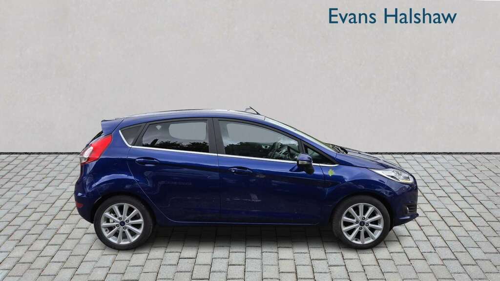 Ford Fiesta 1.0 Ecoboost Titanium 2016 MT66FNR Blue #2