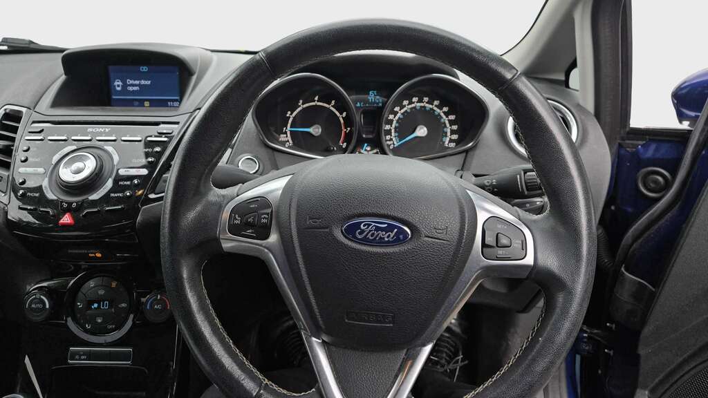 Ford Fiesta 1.0 Ecoboost Titanium 2016 MT66FNR Blue #3