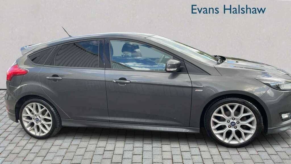 Ford Focus 1.0 Ecoboost 140 St-line Navigation 2018 YP18ZHF Grey #2