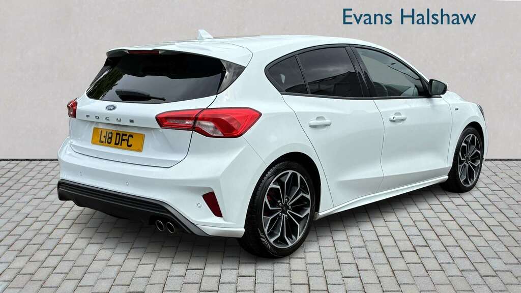 Ford Focus 1.0 Ecoboost 125 St-line X 2019 SV19HNX White #5