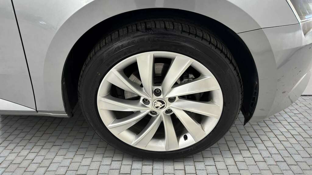 Skoda Superb 2.0 Tsi Se L Executive Dsg 2018 Grey #5