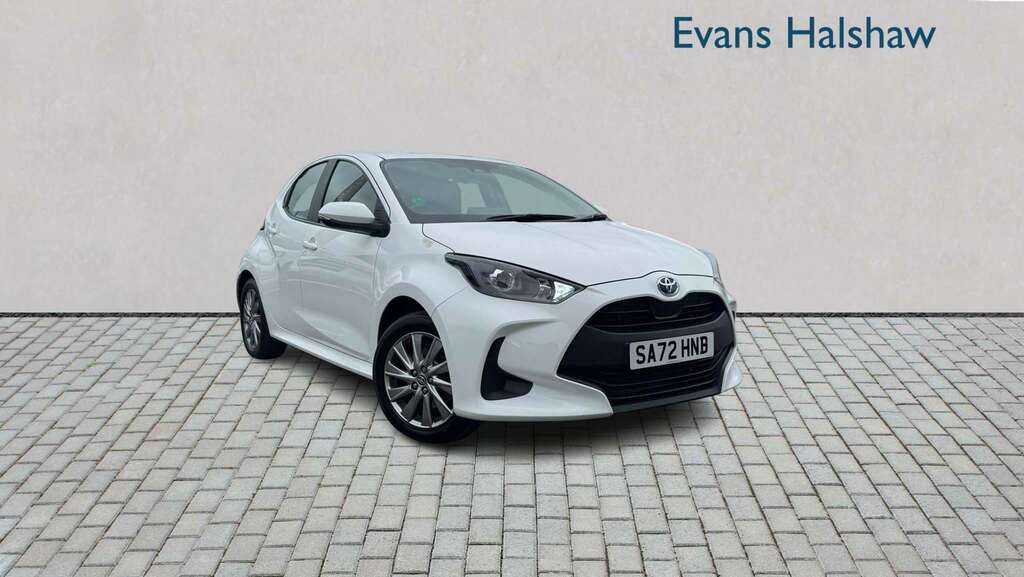 Toyota Yaris 1.5 Hybrid Icon Cvt 2022 White