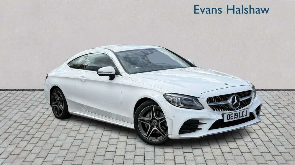 Mercedes-Benz C Class C200 Amg Line Premium 9G-tronic 2019 White