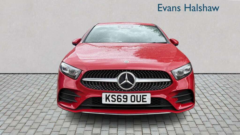 Mercedes-Benz A Class A180d Amg Line Premium 2019 KS69OUE Red #3