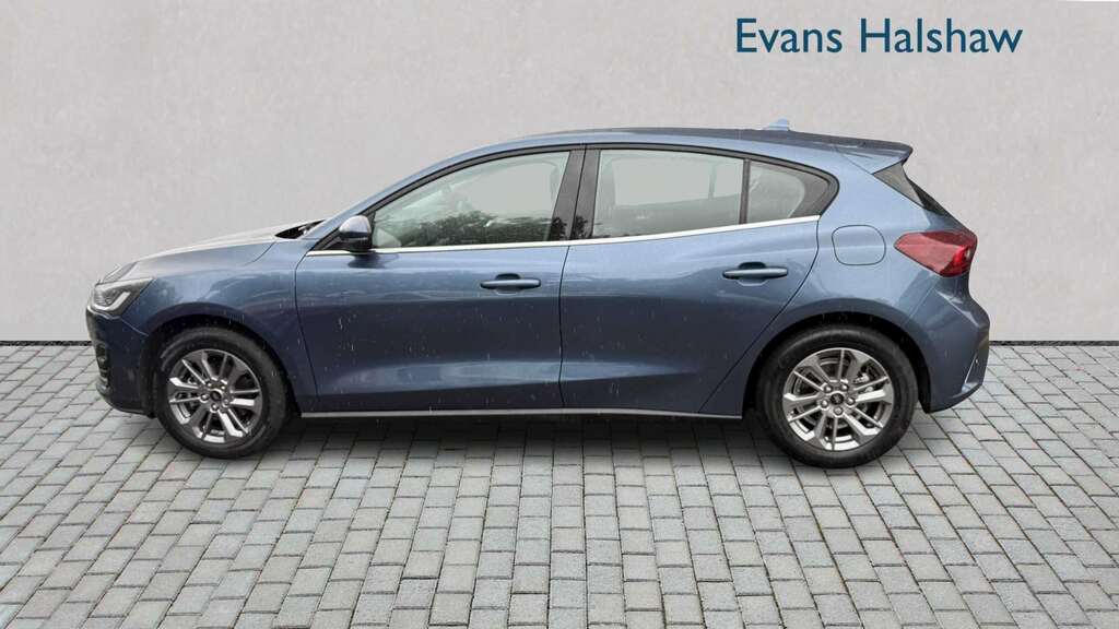 Ford Focus 1.0 Ecoboost Hybrid Mhev Titanium 2024 Blue #2