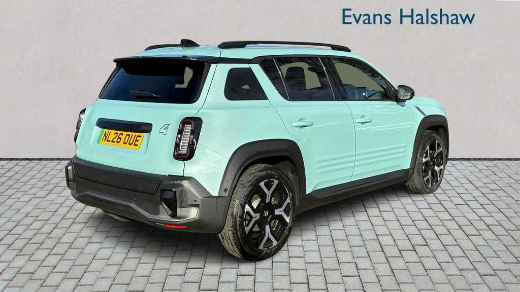 Renault 4 E-Tech 110Kw Techno 52Kwh Comfort Range 2026 NL26OUE Green #5