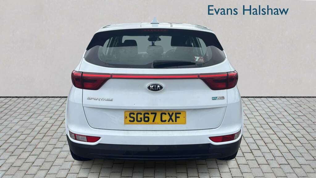 Kia Sportage 1.6 Gdi Isg 1 2017 SG67CXF White #4