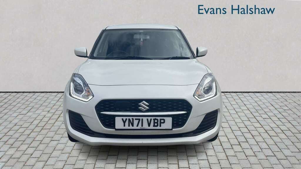 Suzuki Swift 1.2 Dualjet 83 12V Hybrid Sz-l 2022 YN71VBP White #4
