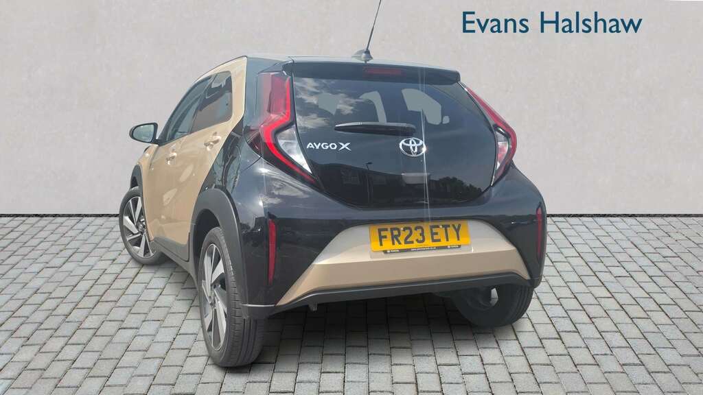 Toyota Aygo X 1.0 Vvt-i Edge 2023 Brown