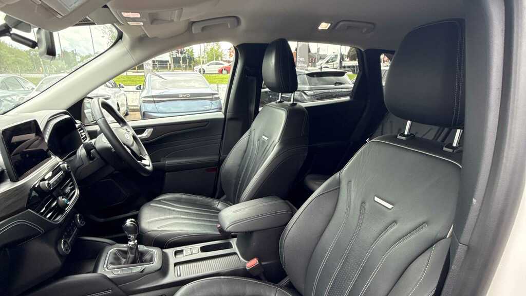 Ford Kuga 1.5 Ecoboost 150 Vignale 2021 DV71CCX White #3