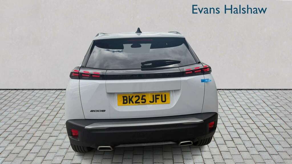 Peugeot 2008 1.2 Puretech 130 Allure 2025 BK25JFU White #4