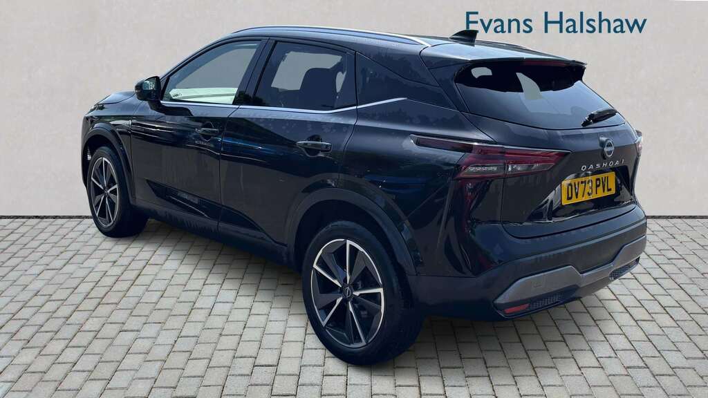 Nissan Qashqai 1.3 Dig-t Mh Tekna 2024 DV73PVL Black #2