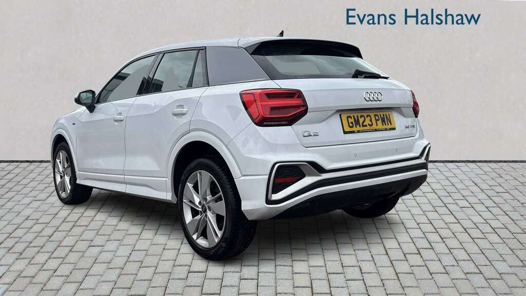 Audi Q2 35 Tfsi S Line S Tronic 2023 GM23PWN White #2