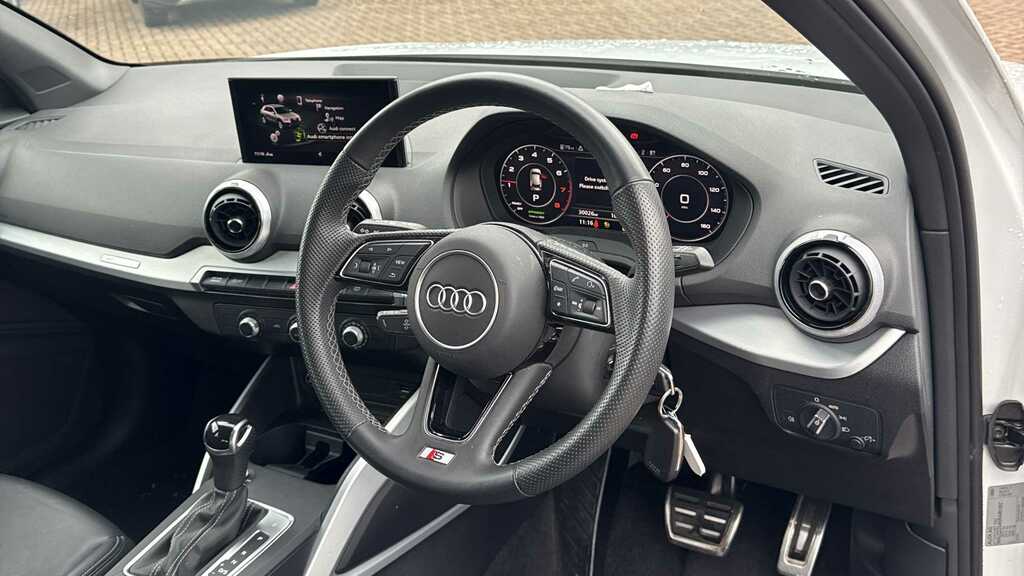 Audi Q2 35 Tfsi S Line S Tronic 2023 GM23PWN White #6