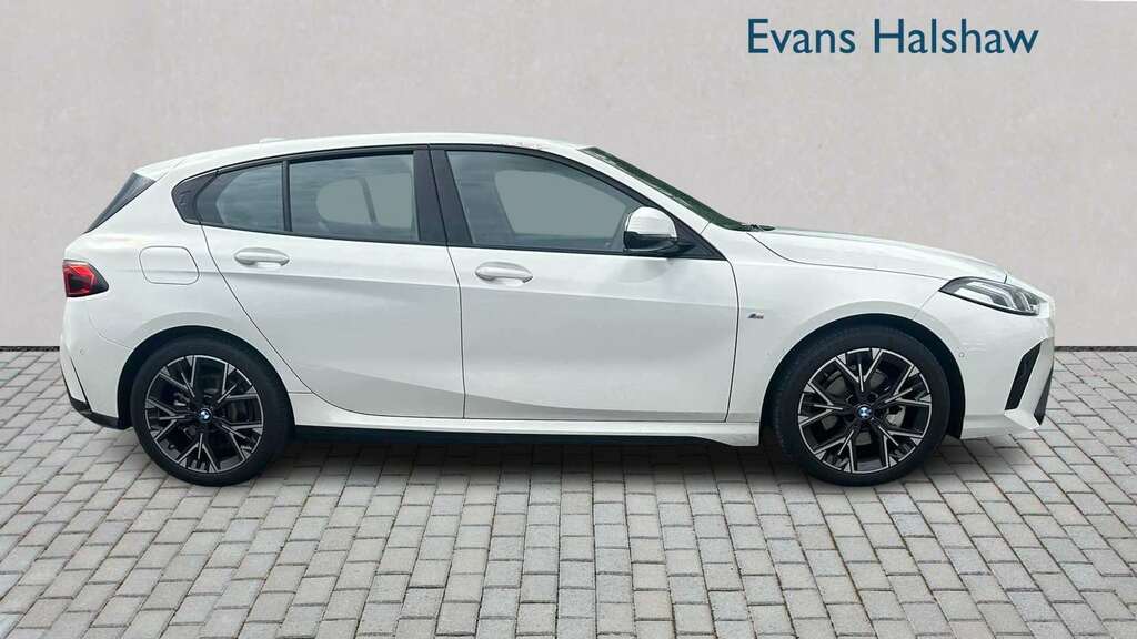 BMW 1 Series 120 M Sport Step 2025 WD74UYF White #4