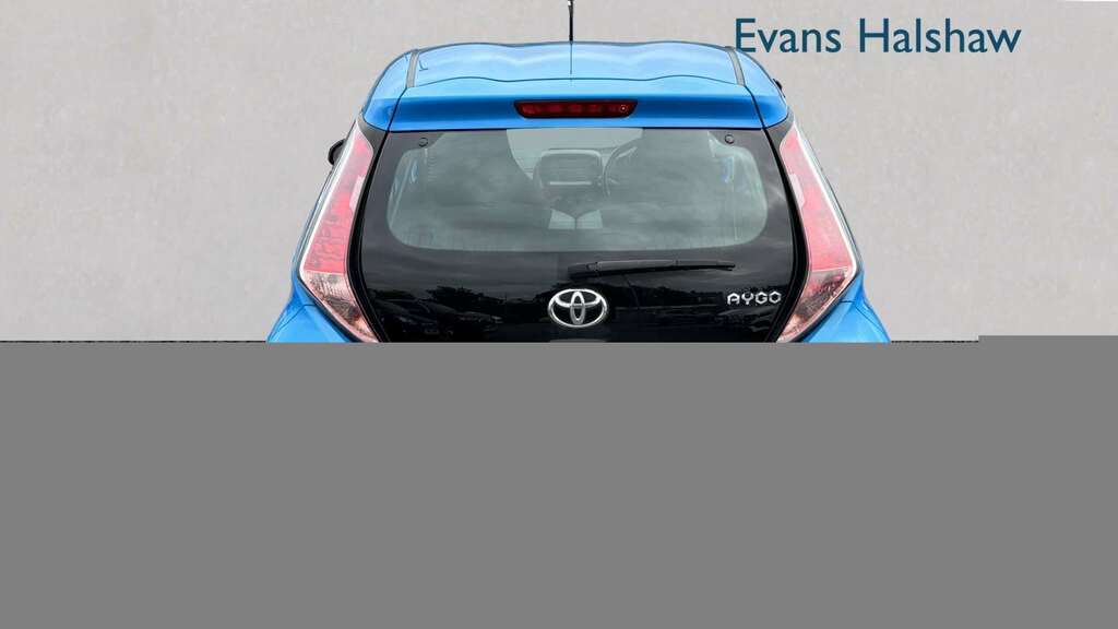 Toyota Aygo 1.0 Vvt-i X-cite 2 2015 PL15HRZ Blue #2