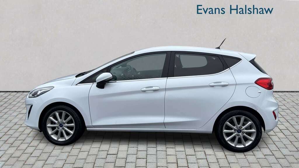 Ford Fiesta 1.0 Ecoboost Titanium 2018 CE18OAN White #3