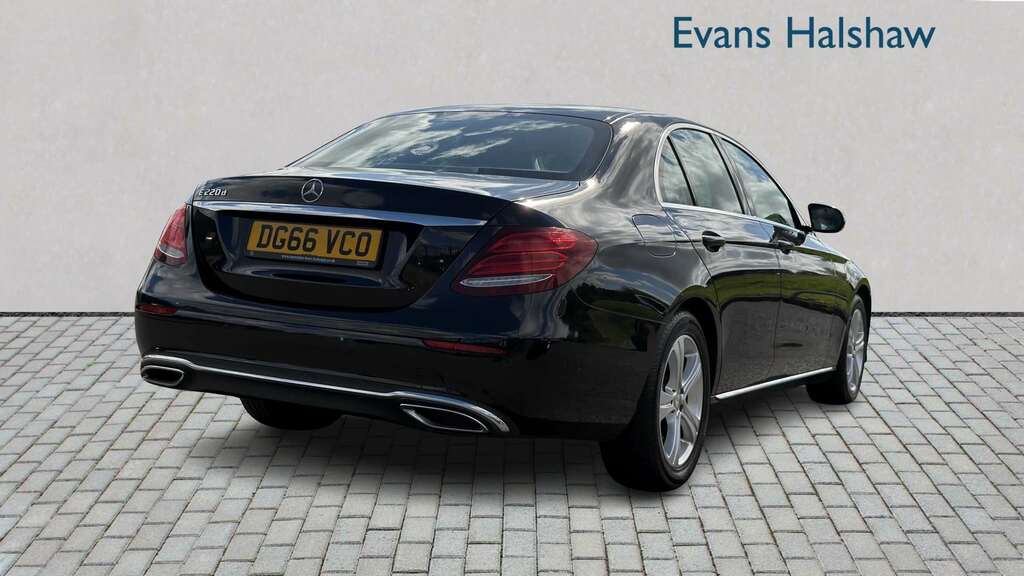 Mercedes-Benz E Class E220d Se 9G-tronic 2016 DG66VCO Black #2