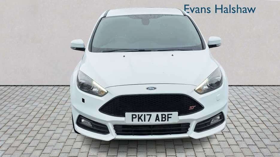 Ford Focus 2.0T Ecoboost St-3 2017 PK17ABF White #4