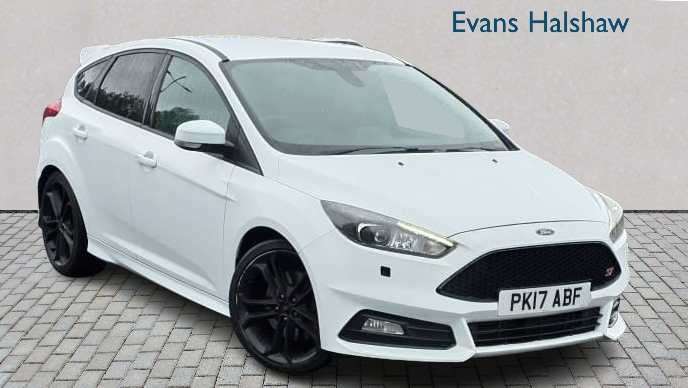 Ford Focus 2.0T Ecoboost St-3 2017 White