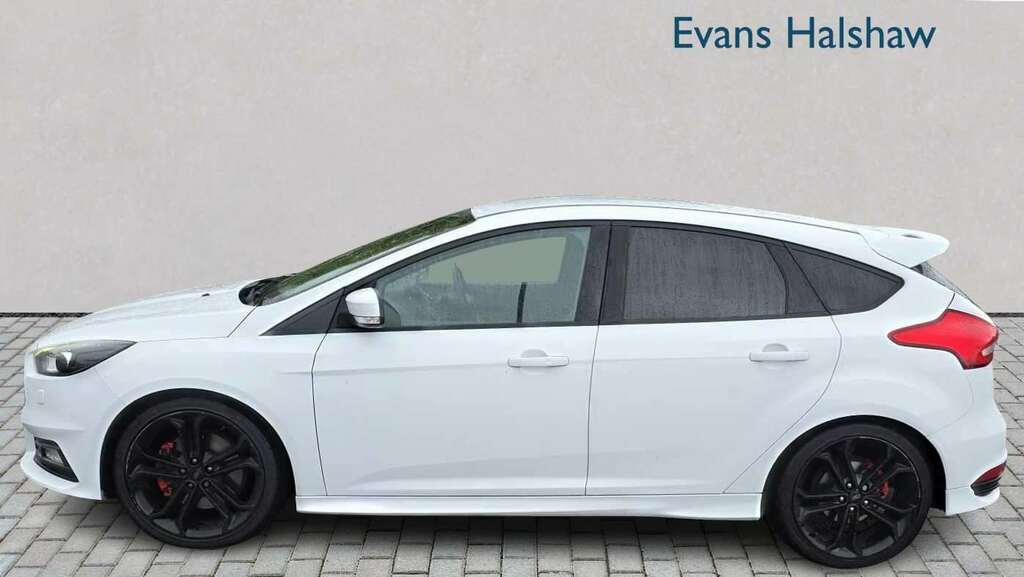 Ford Focus 2.0T Ecoboost St-3 2017 PK17ABF White #5