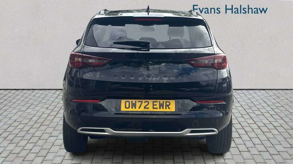 Vauxhall Grandland 1.2 Turbo Ultimate 2022 OW72EWR Black #2