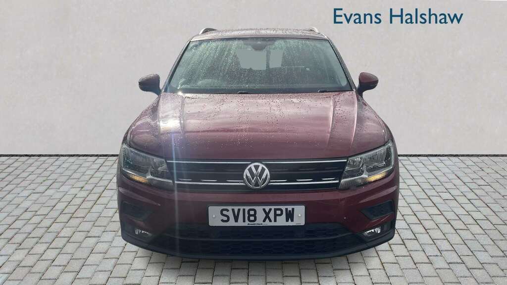 Volkswagen Tiguan 1.4 Tsi 150 Se Nav 2018 SV18XPW Red #3
