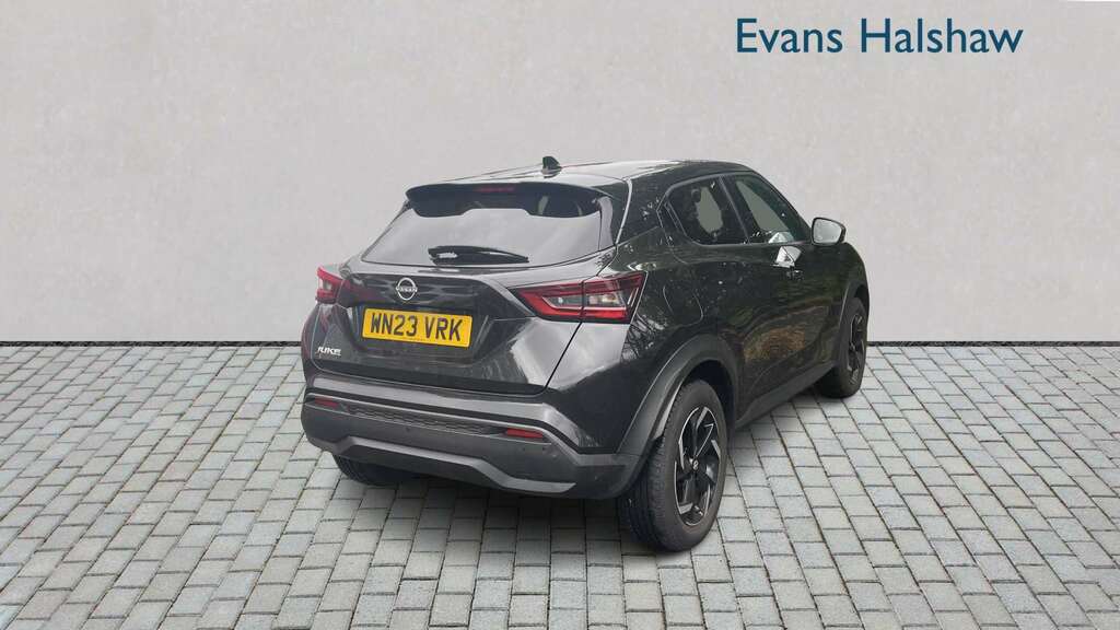 Nissan Juke 1.0 Dig-t 114 N-connecta 2023 WN23VRK Black #3