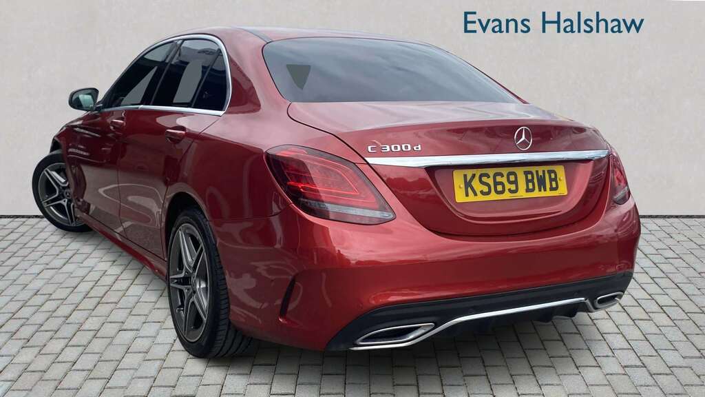 Mercedes-Benz C Class C300d Amg Line Premium 9G-tronic 2019 Brown