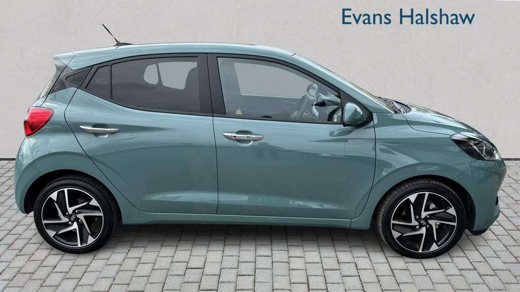 Hyundai I10 1.2 79 Premium Nav 2026 FX26XRZ Green #4
