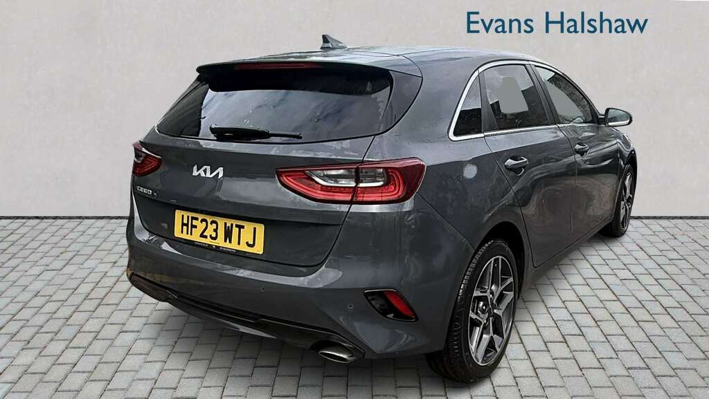 Kia Ceed 1.5T Gdi Isg 3 2023 HF23WTJ Grey #4