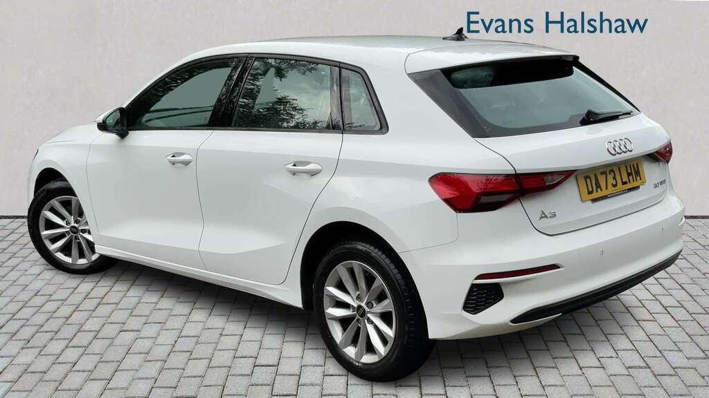 Audi A3 30 Tfsi Technik S Tronic 2023 DA73LHM White #2
